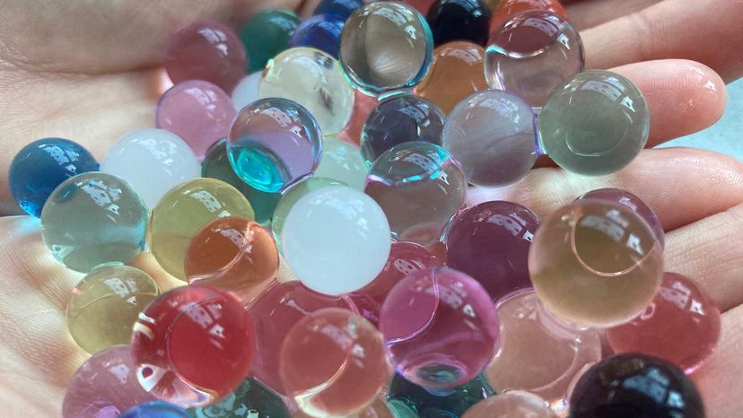 60 Jumbo Water Beads Non-Toxic Bio Degradable Mixed Size Water