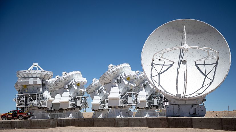 Atacama Large Millimeter/submillimeter Array (ALMA) radio telescope