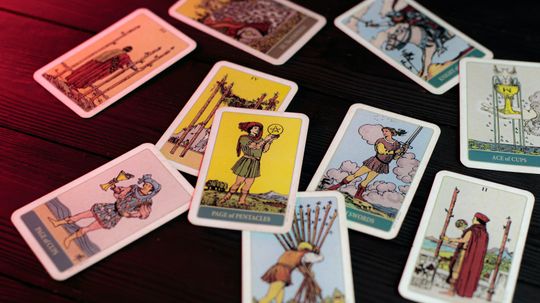 Ace of Swords in Tarot: New Beginnings and Intellectual Power