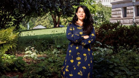Ada Limón Is the First Female U.S. Poet Laureate of Mexican Ancestry - Vimarsana News