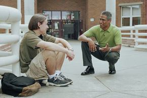 私人招生咨询师培养的家庭手工业的父母希望他们的学生在招生过程中获得的个人关注。”width=