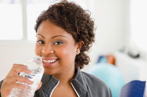 Drinking lots of water can actually help you lose weight.
