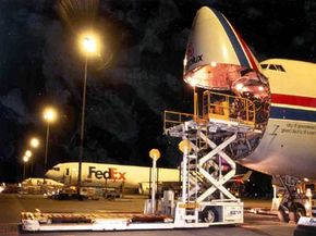 Loading cargo through the nose of a 747-400