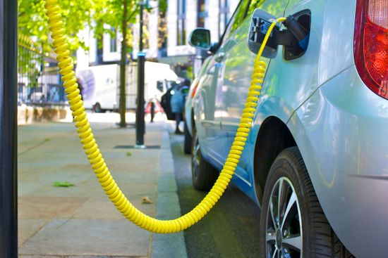 现在排名前十的替代燃料在路上”class=