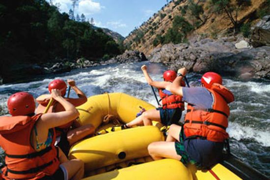 How American Whitewater Works