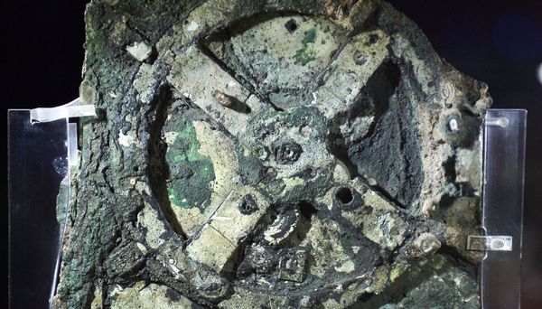 antikythera mechanism