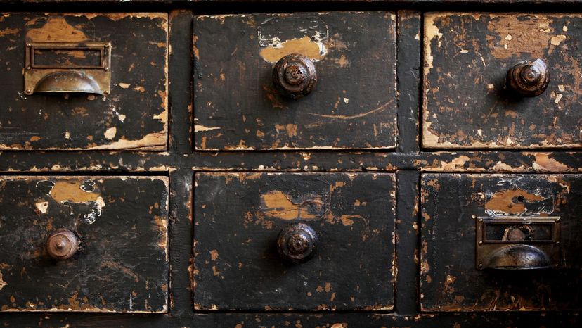 Types Of Antique Trunk Locks and How to Identify Them