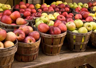 baskets of apples