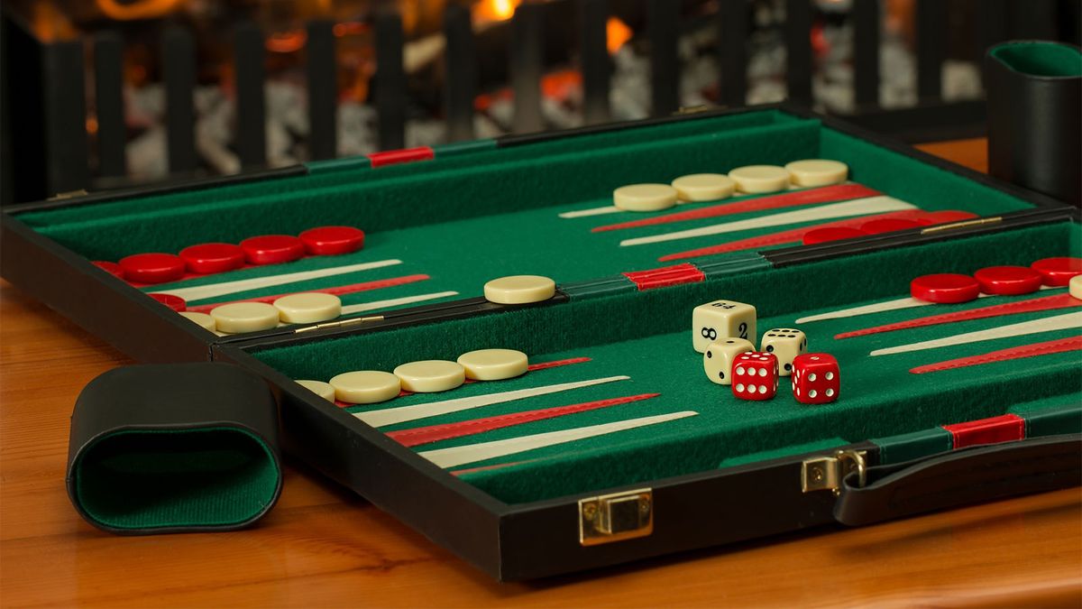 How to Play Backgammon: Bearing Off - How Backgammon Works | HowStuffWorks