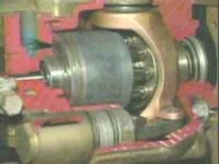 Click here to watch a video demonstrating how the hydraulic pump works.