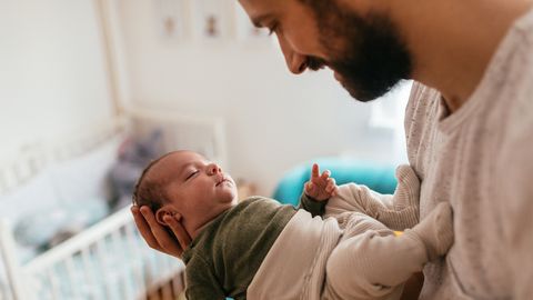 Baby Won't Sleep? 5 Tips From a Baby Sleep Coach - Vimarsana News