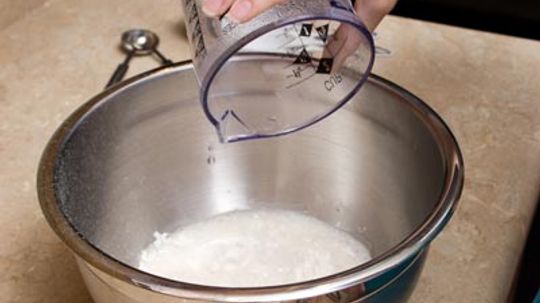 What Is Baking Powder, and How Does it Work?