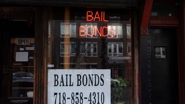 bail bonds service