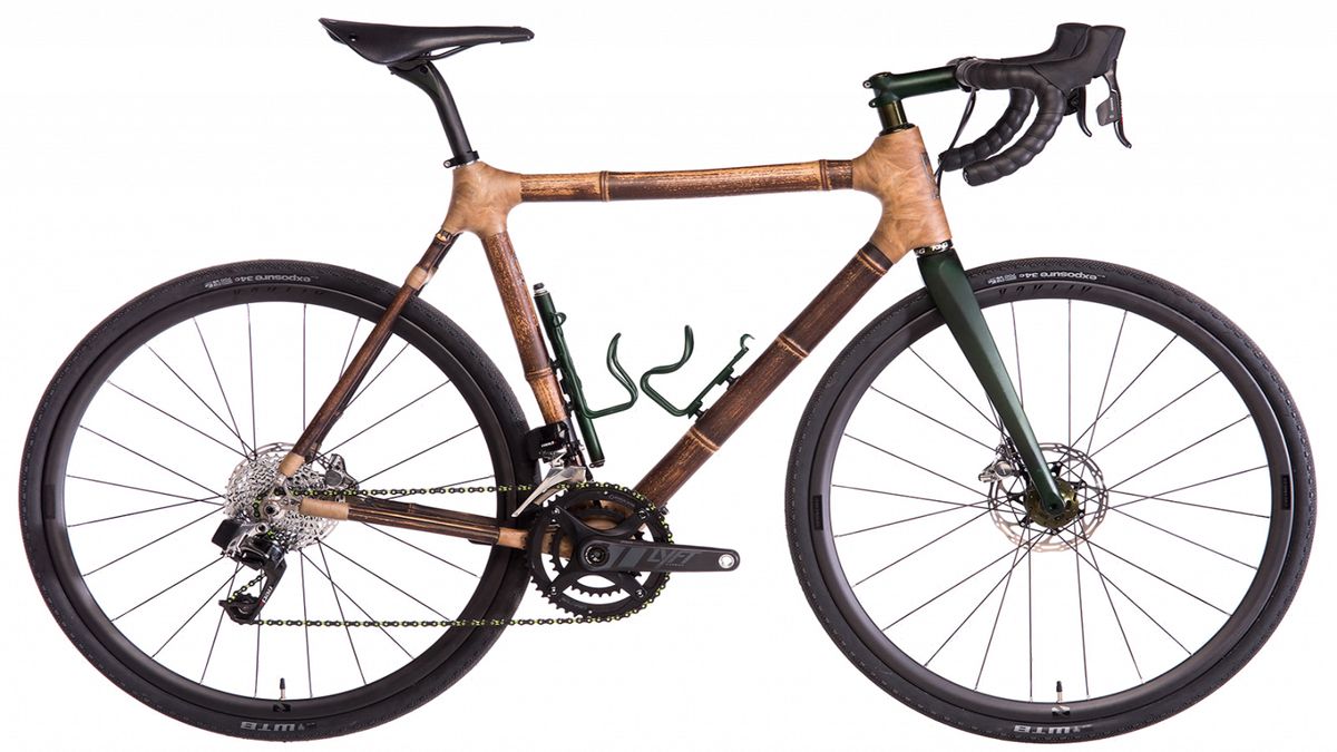Ein Fahrrad aus Bambus ist die ultimative umweltfreundliche Fahrt