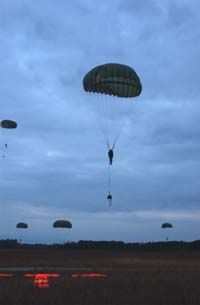 Early BASE jumpers used round parachutes, which cannot be controlled as well as rectangular ram-air parachutes.