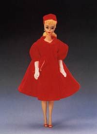Barbie keeps up withfashion in 1962.