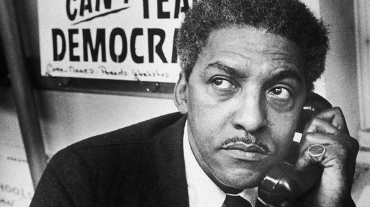 纪念民权领袖和同性恋活动家Bayard Rustin＂border=