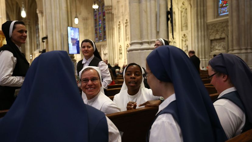 nuns chat, st. Patrick's cathedral