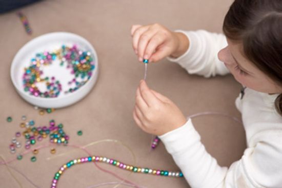 串珠皇冠＂class=