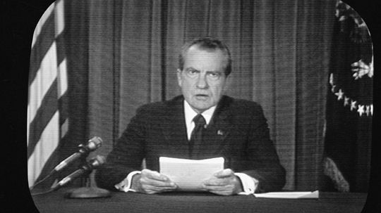 How the Watergate Scandal Worked