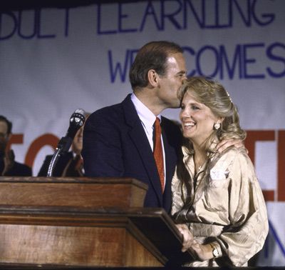 joseph biden kissing jill biden