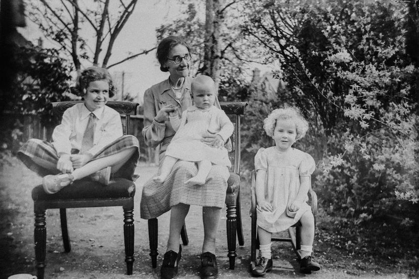 Family of 3 old photograph with different birth orders