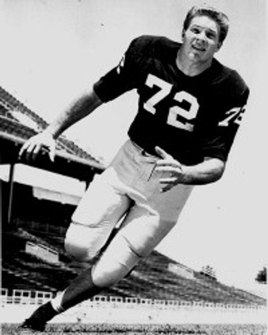 鲍勃·莉莉”class=