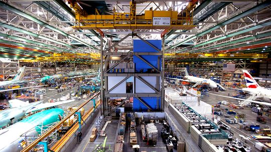 Boeing's Everett Facility Is the Largest Building on Earth