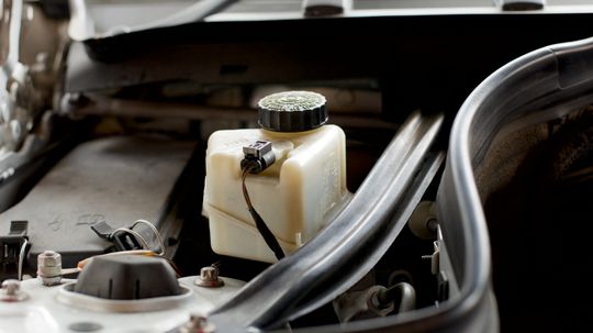 How to Diagnose and Fix a Brake Fluid Leak