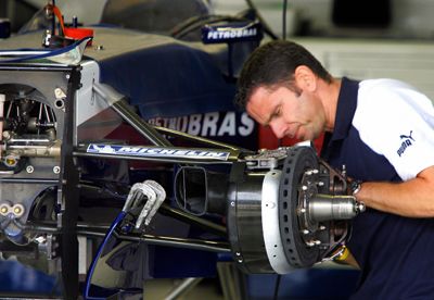 fixing f1 car brakes