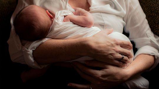 Can you breastfeed if you have MRSA?