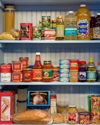 你的食品储藏室里可能有比你想象中多得多的东西。＂border=