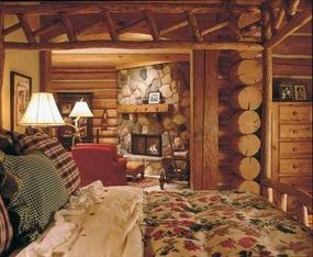 20 Rustic Cabin Bedroom Decor Ideas for a Small Room - Romanticizing Rachel