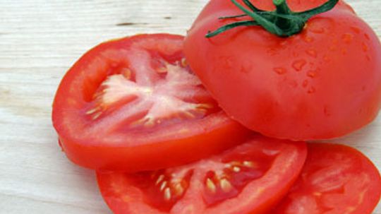 How many calories are in a tomato?