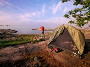 How to Tie Fishing Rods to a Roof Rack