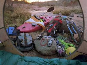 How to Tie Fishing Rods to a Roof Rack