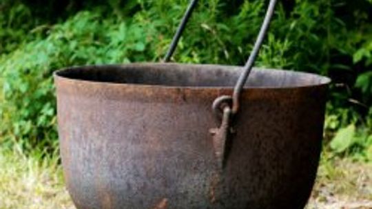How to Remove Rust from Cast Iron Cookware