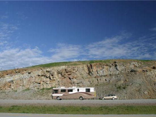 18新利最新登入汽车拖带安全是如何运作的吗”class=