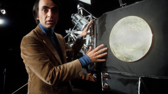 卡尔·萨根（Carl Sagan）如何工作“border=