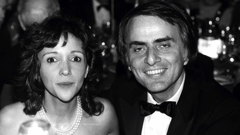 卡尔·萨根（Carl Sagan）和安·德鲁扬（Ann Druya​​n）“border=