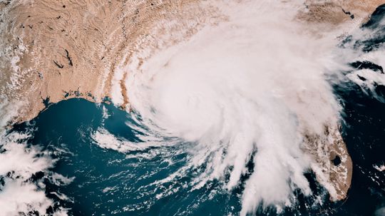 Understand Hurricane Categories: What Does a Category 1 Hurricane Mean?