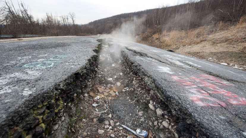 Centralia, Pennsylvania: The Ghost Town Atop an Inferno  HowStuffWorks