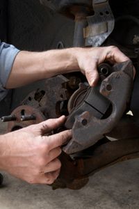 Removing Old Brake Pads | HowStuffWorks