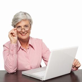 mature woman with laptop