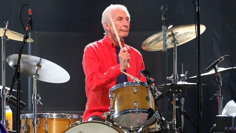 滚石乐队的查理·瓦特（Charlie Watts）“width=