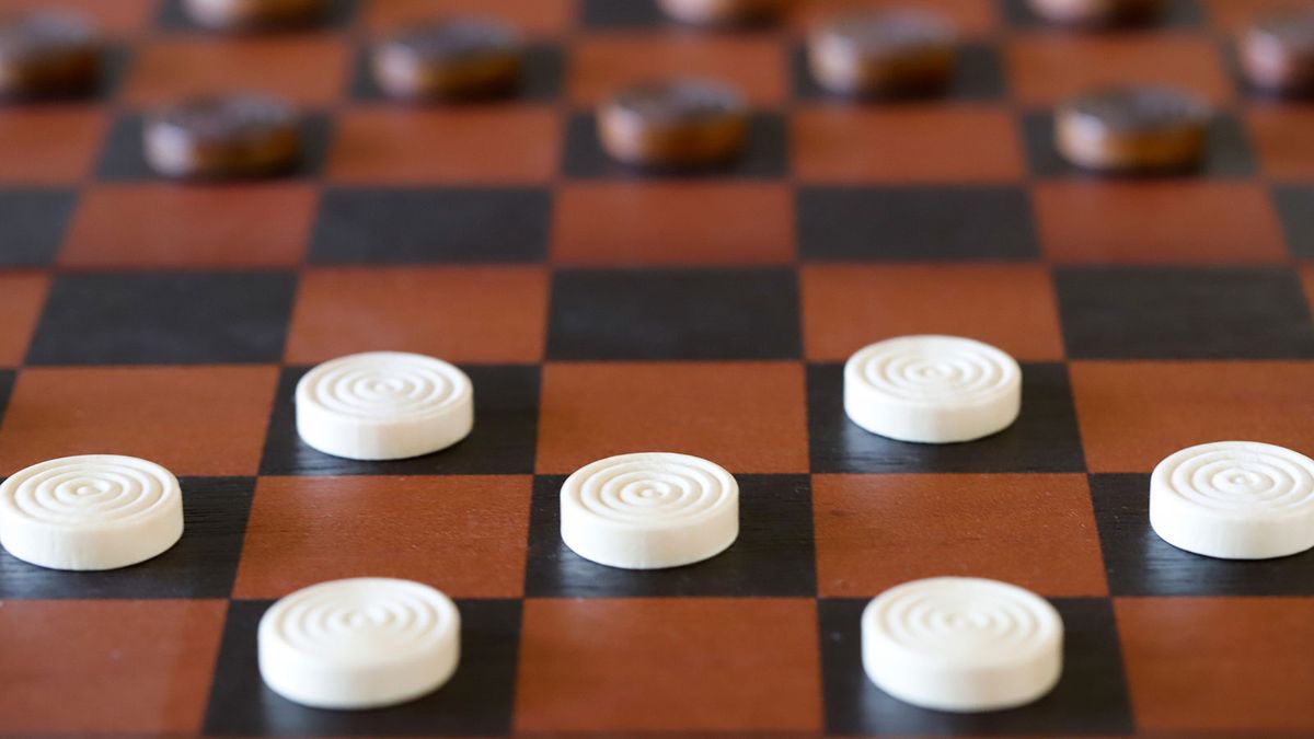 How to Play Checkers | HowStuffWorks
