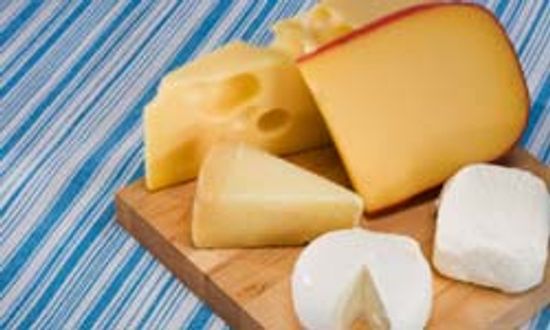 What are some cheese allergy symptoms?