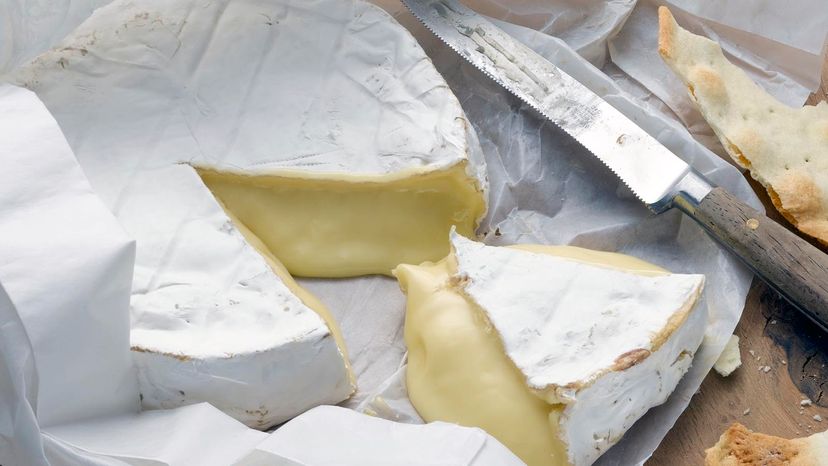 Everything You Wanted to Know About Cheese Rinds (But Were Too Afraid to  Ask) - Cello Cheese