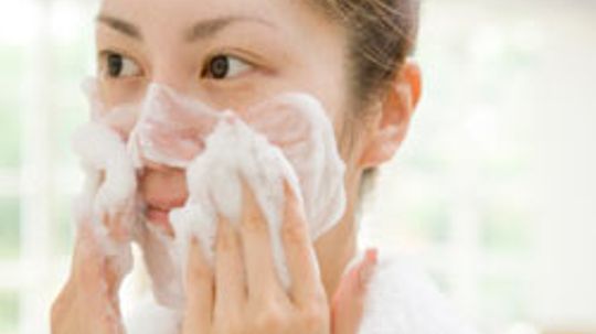 Top 5 Tips for Choosing a Daily Facial Cleanser