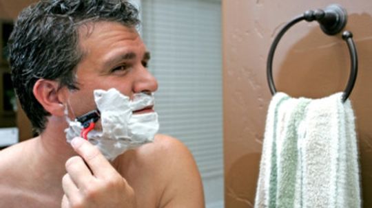How to Choose Shaving Cream for Sensitive Skin